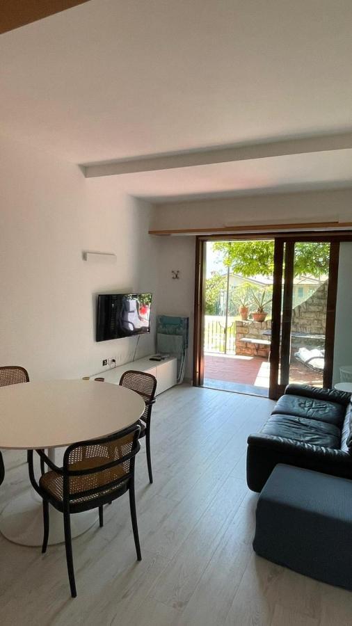 Lake View, Swimming Pool, Tennis Court And Private Parking Mezzegra Exteriör bild