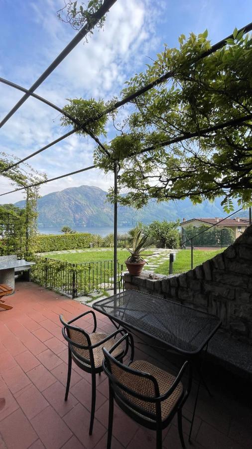 Lake View, Swimming Pool, Tennis Court And Private Parking Mezzegra Exteriör bild