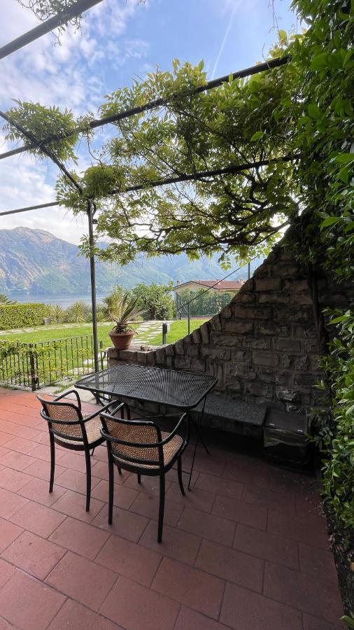 Lake View, Swimming Pool, Tennis Court And Private Parking Mezzegra Exteriör bild